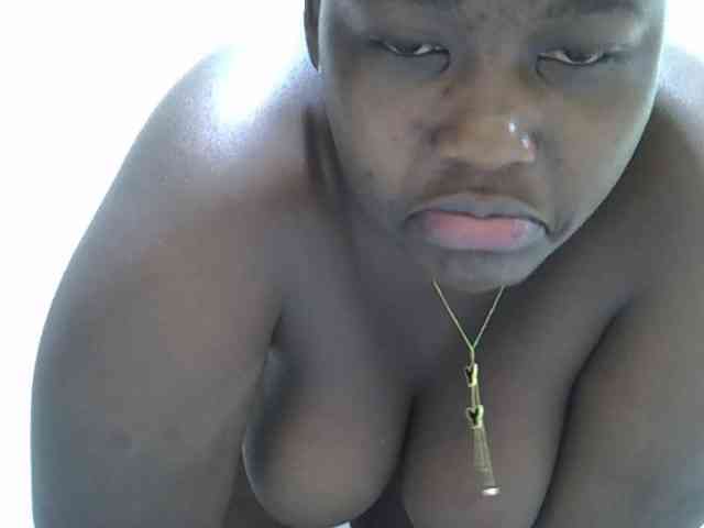 Queendee1 webcam