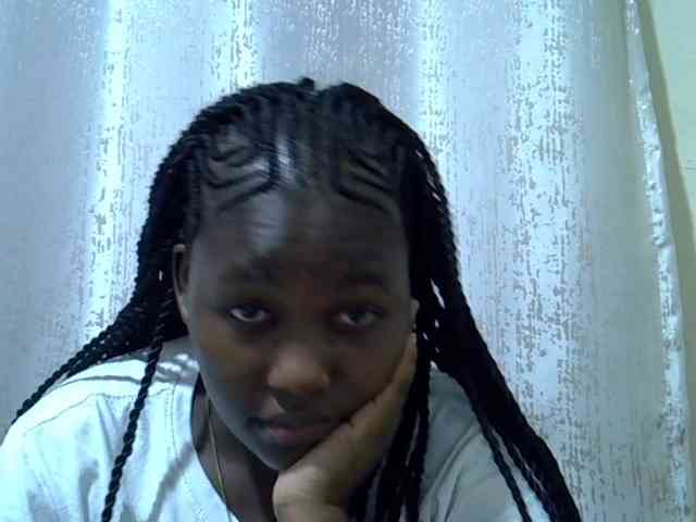 Queendee1