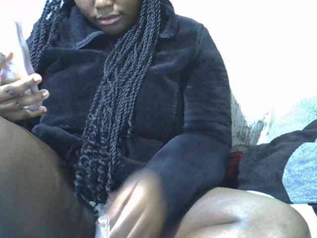 Queendee1