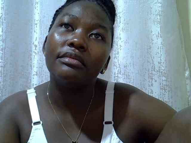 Queendee1