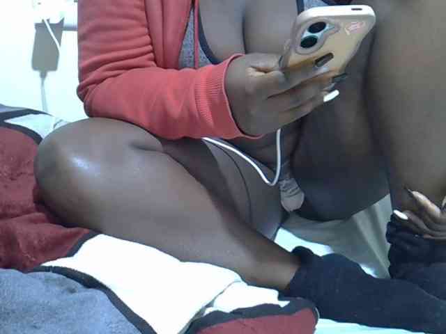 Queendee1 webcam