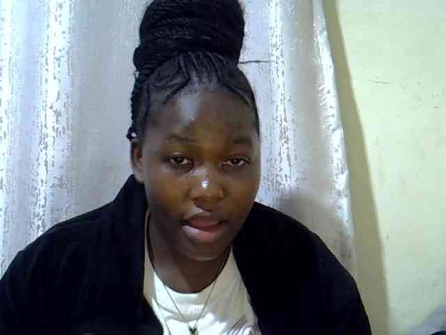 Queendee1 webcam