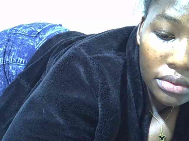 Queendee1