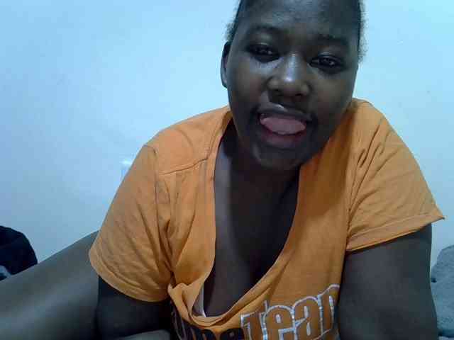 Queendee1 webcam