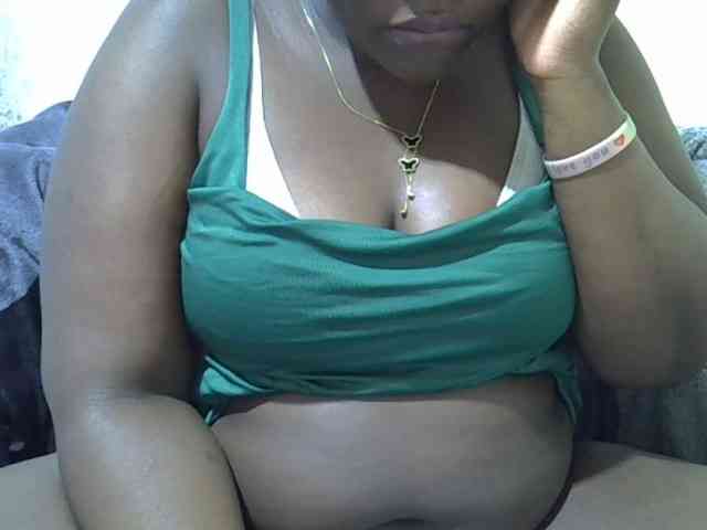 Queendee1