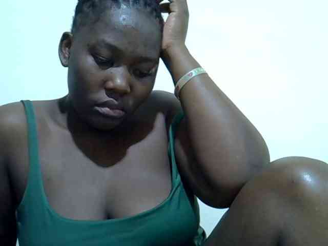 Queendee1