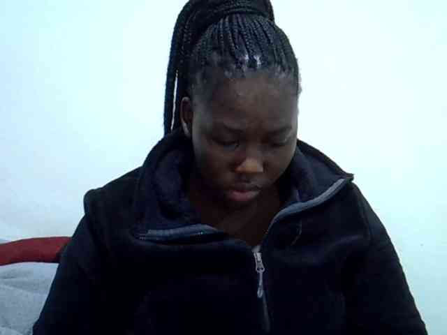 Queendee1
