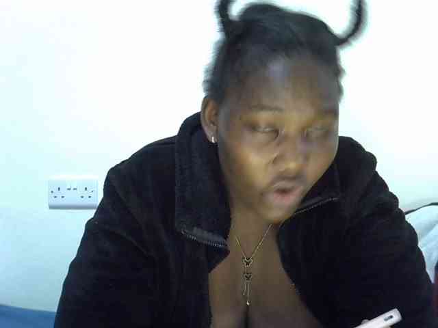 Queendee1 webcam