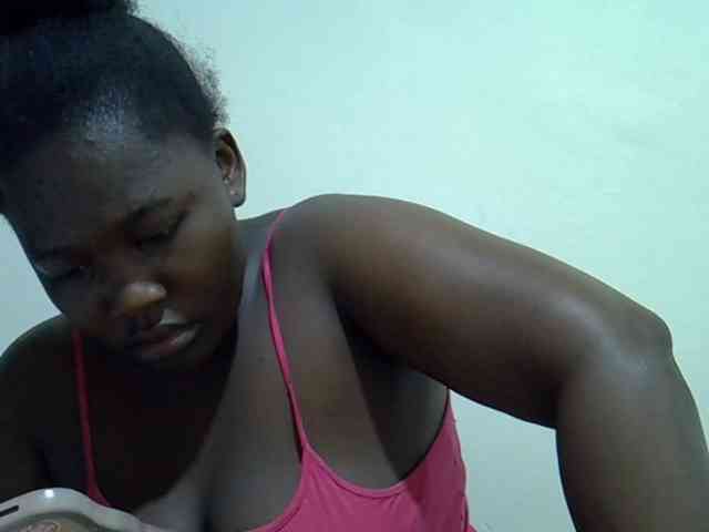 Queendee1 webcam