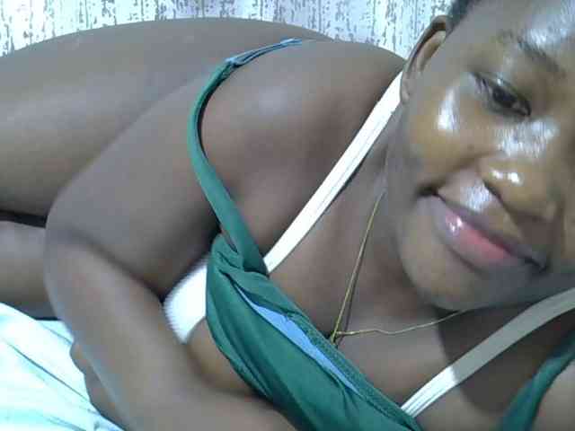 Queendee1