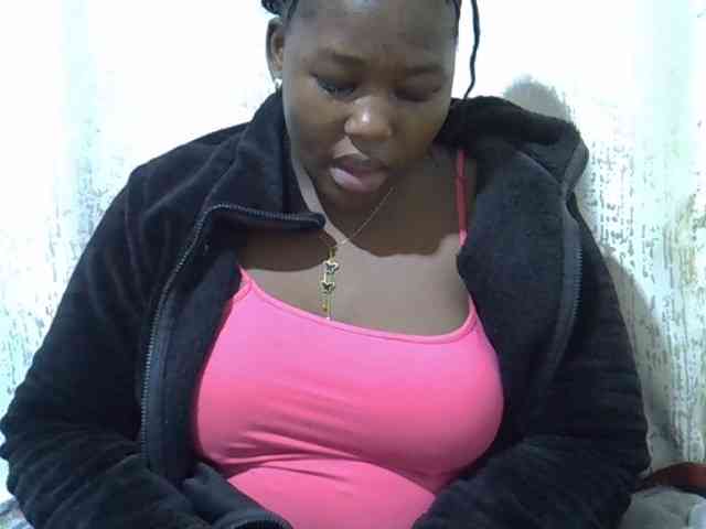 Queendee1