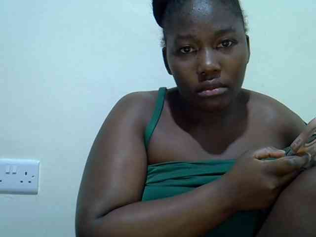 Queendee1