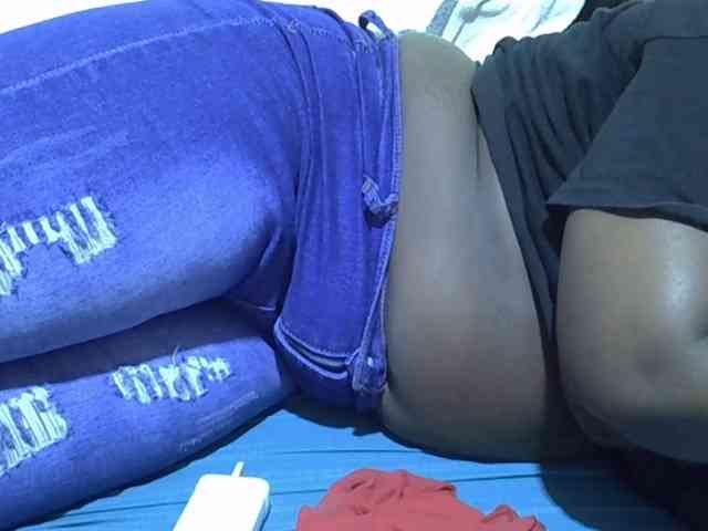 Queendee1 webcam