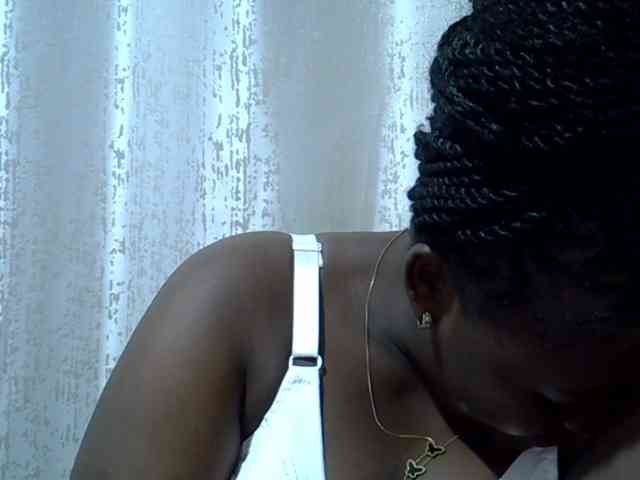 Queendee1