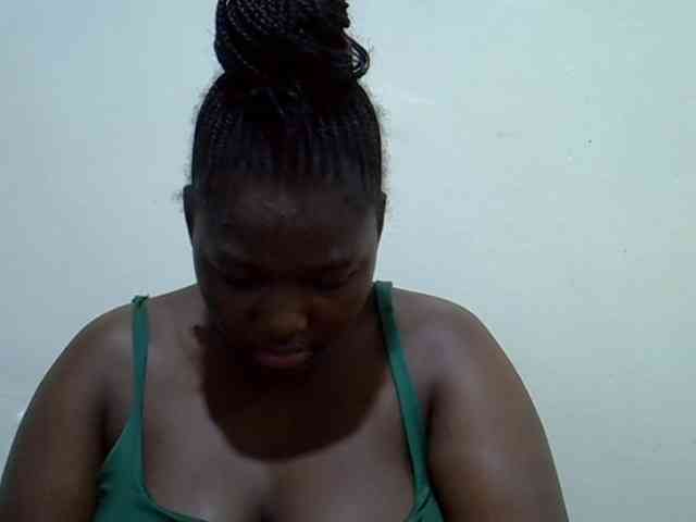 Queendee1