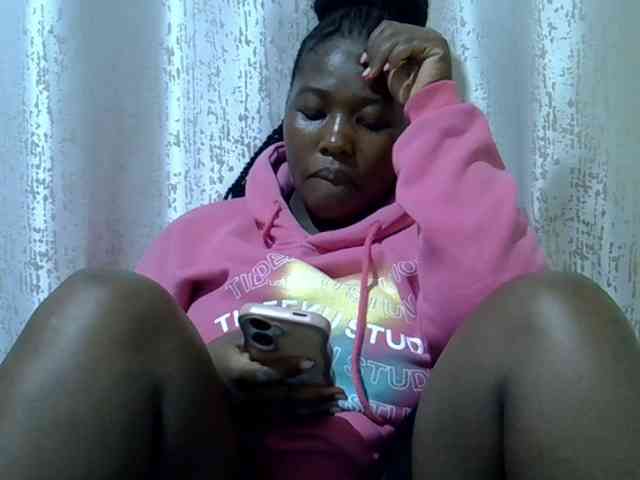 Queendee1 webcam