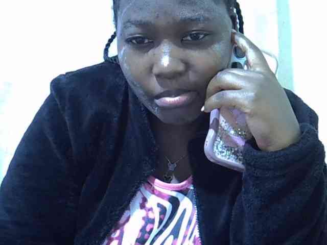 Queendee1