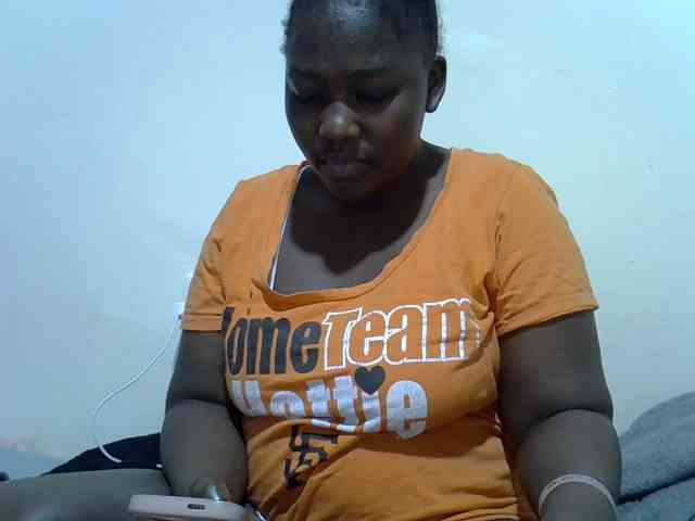 Queendee1 Queendee1