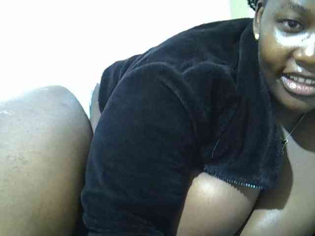 Queendee1