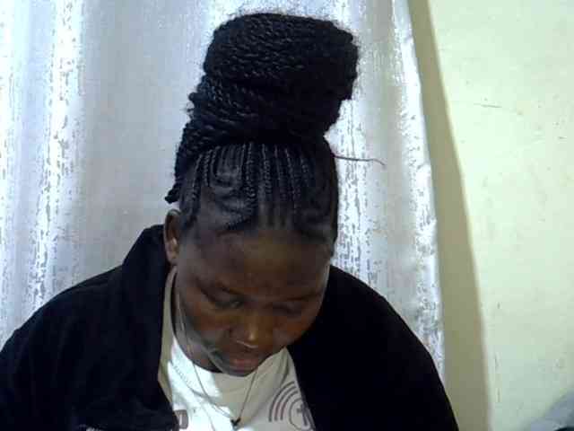 Queendee1 webcam