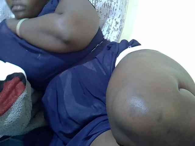 Queendee1 webcam