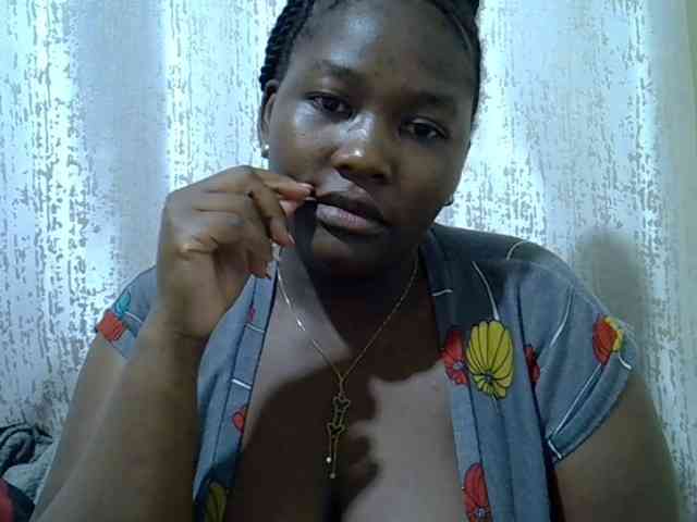 Queendee1