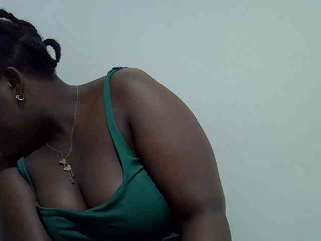 Queendee1