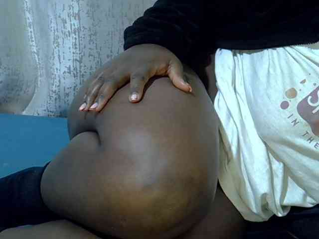 Queendee1 webcam