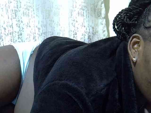 Queendee1 webcam