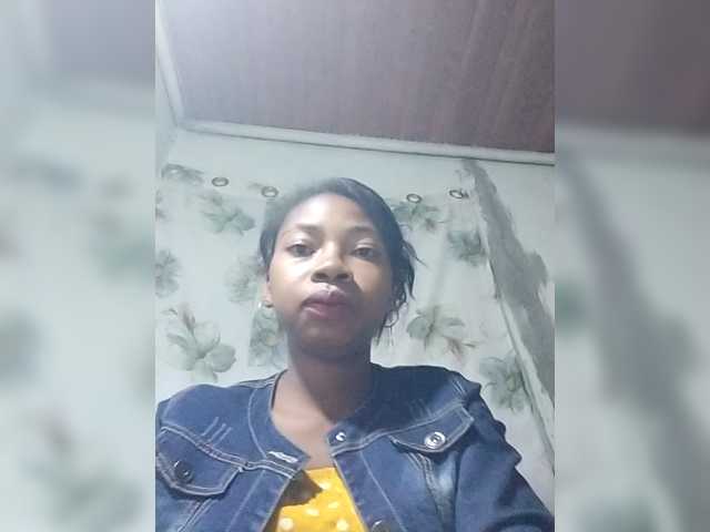 Randixo699 live cam on BongaCams