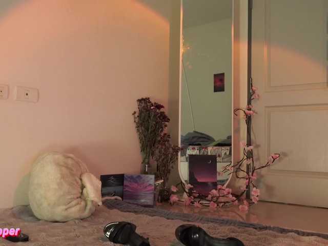 LilluCooper live cam