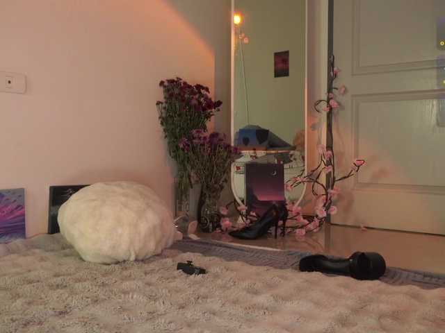 LilluCooper live cam on BongaCams