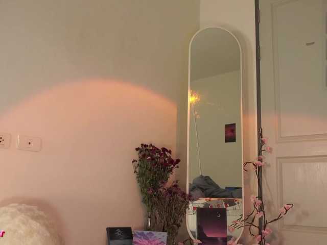 LilluCooper live webcam show