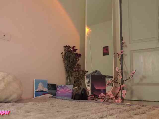 LilluCooper webcam