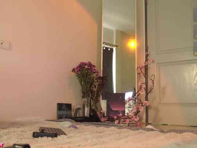 LilluCooper Sex Cam Show