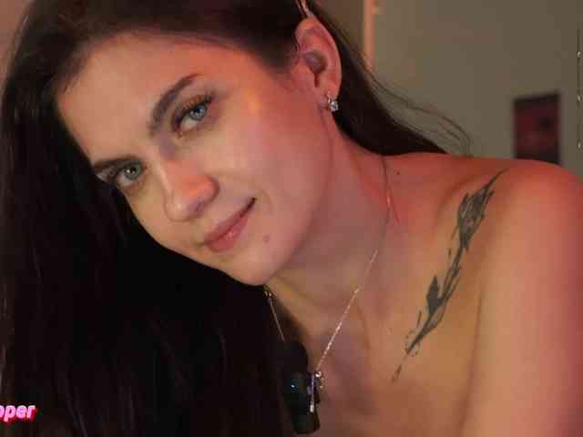 LilluCooper webcam