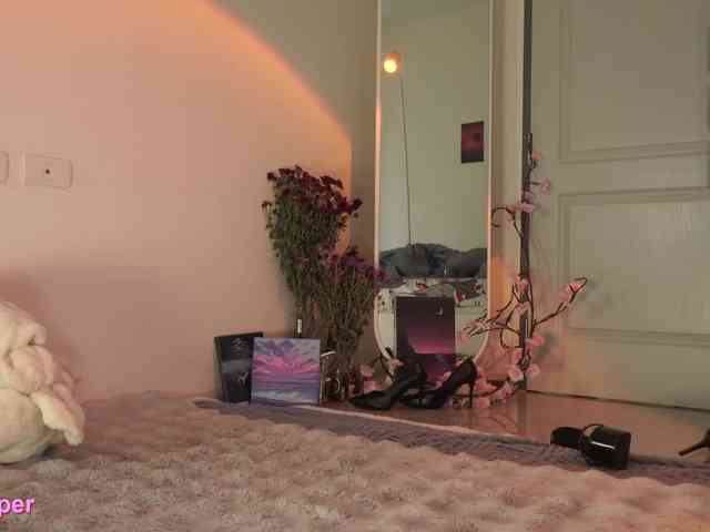 LilluCooper webcam