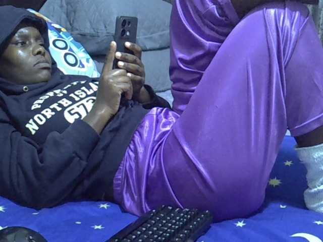 Pretty-amber72 live webcam show
