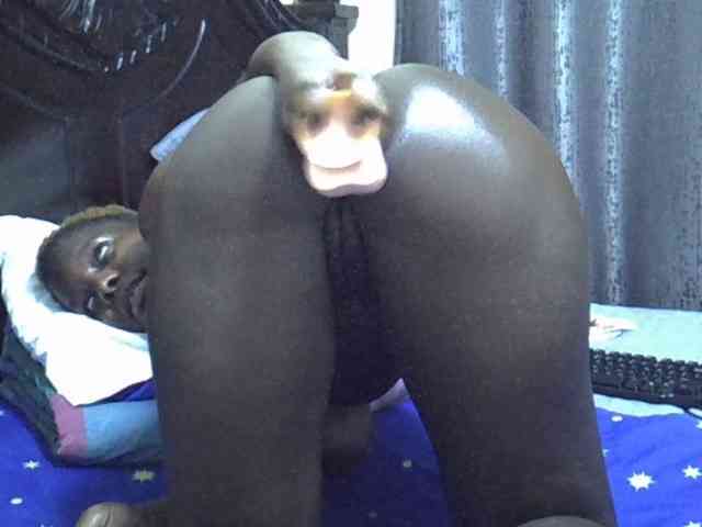 Pretty-amber72 webcam
