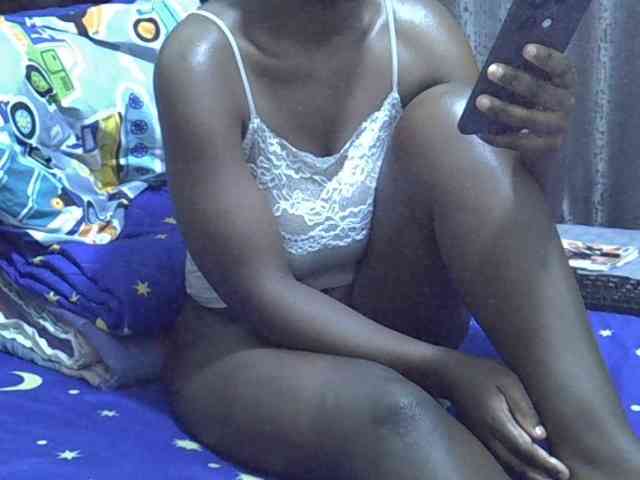 Pretty-amber72 webcam