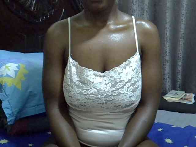 Pretty-amber72 webcam