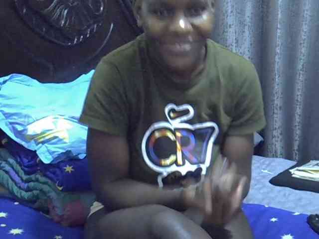Pretty-amber72 webcam