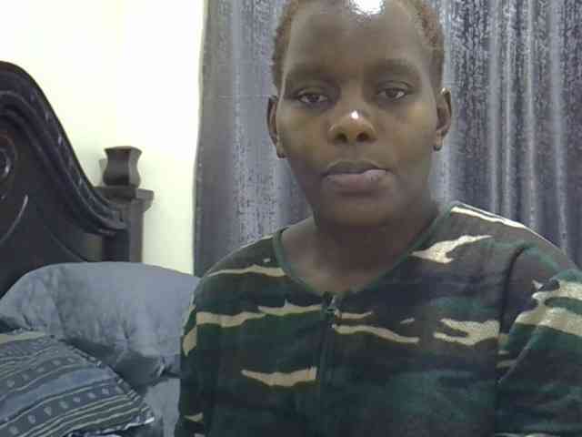 Pretty-amber72 webcam