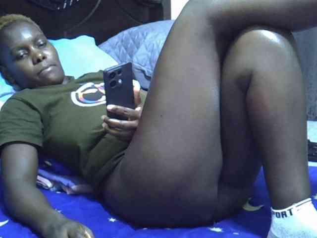 Pretty-amber72 webcam