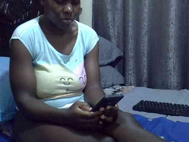 Pretty-amber72 webcam