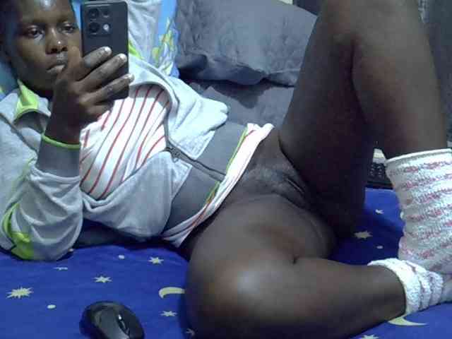 Pretty-amber72 webcam