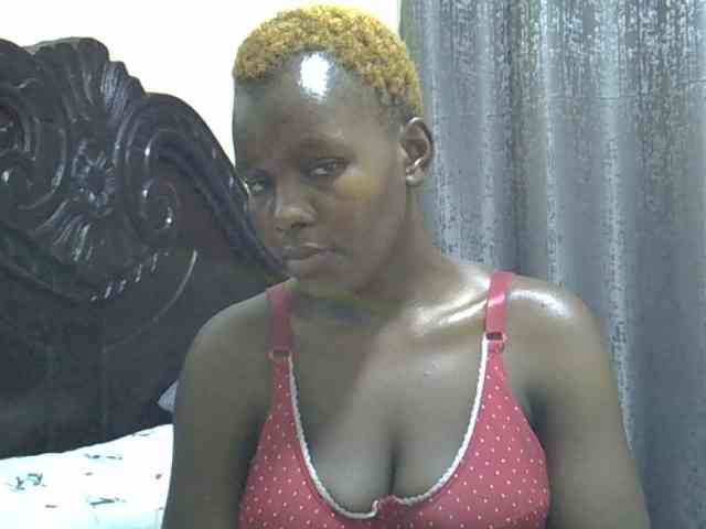 Pretty-amber72 webcam
