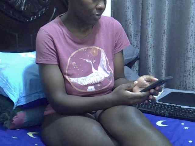 Pretty-amber72 webcam