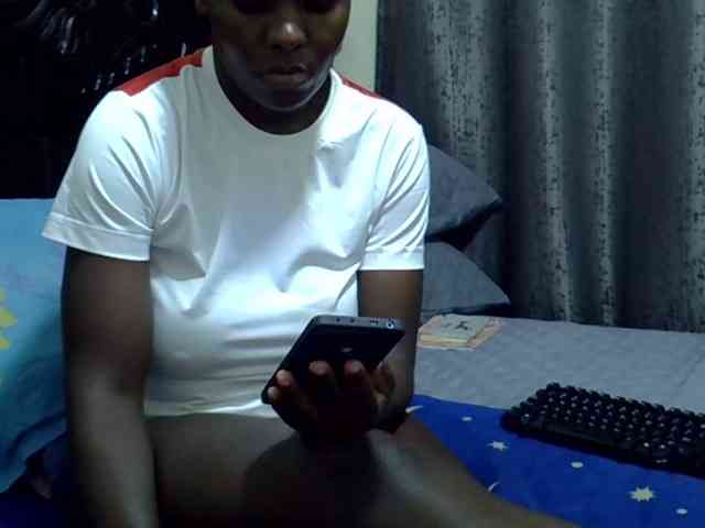 Pretty-amber72 webcam