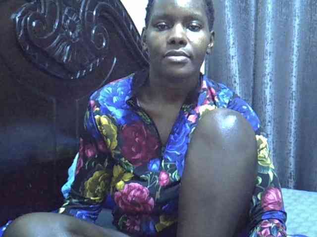 Pretty-amber72 webcam